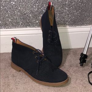 Tommy Hilfiger Size 8 Women’s shoes